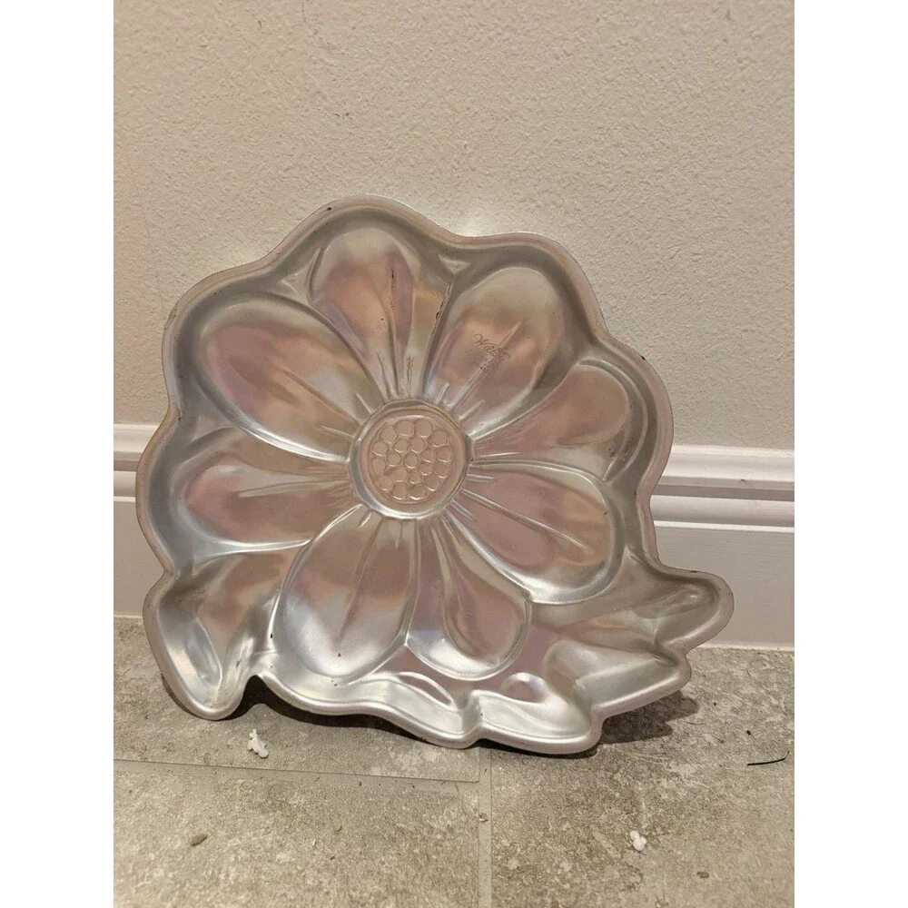 Vintage Wilton Flower Cake Pan 1975 Daisy Sunflower Big Blossom 12.5